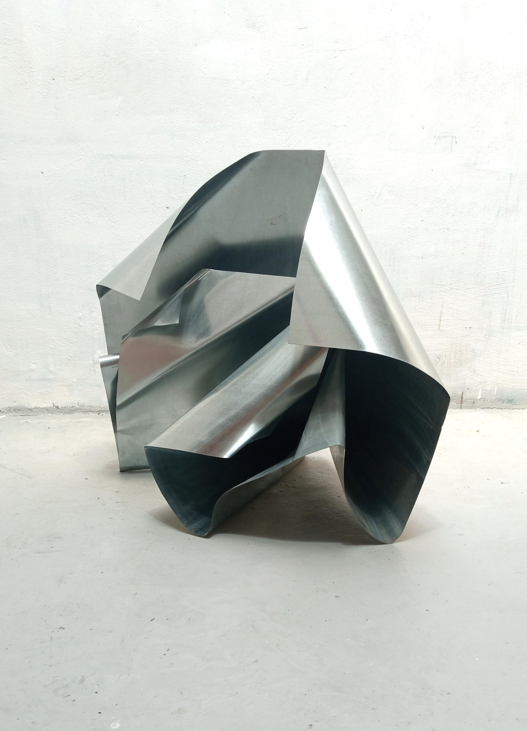 "Iron 3" bent iron 95x90x60cm 2024