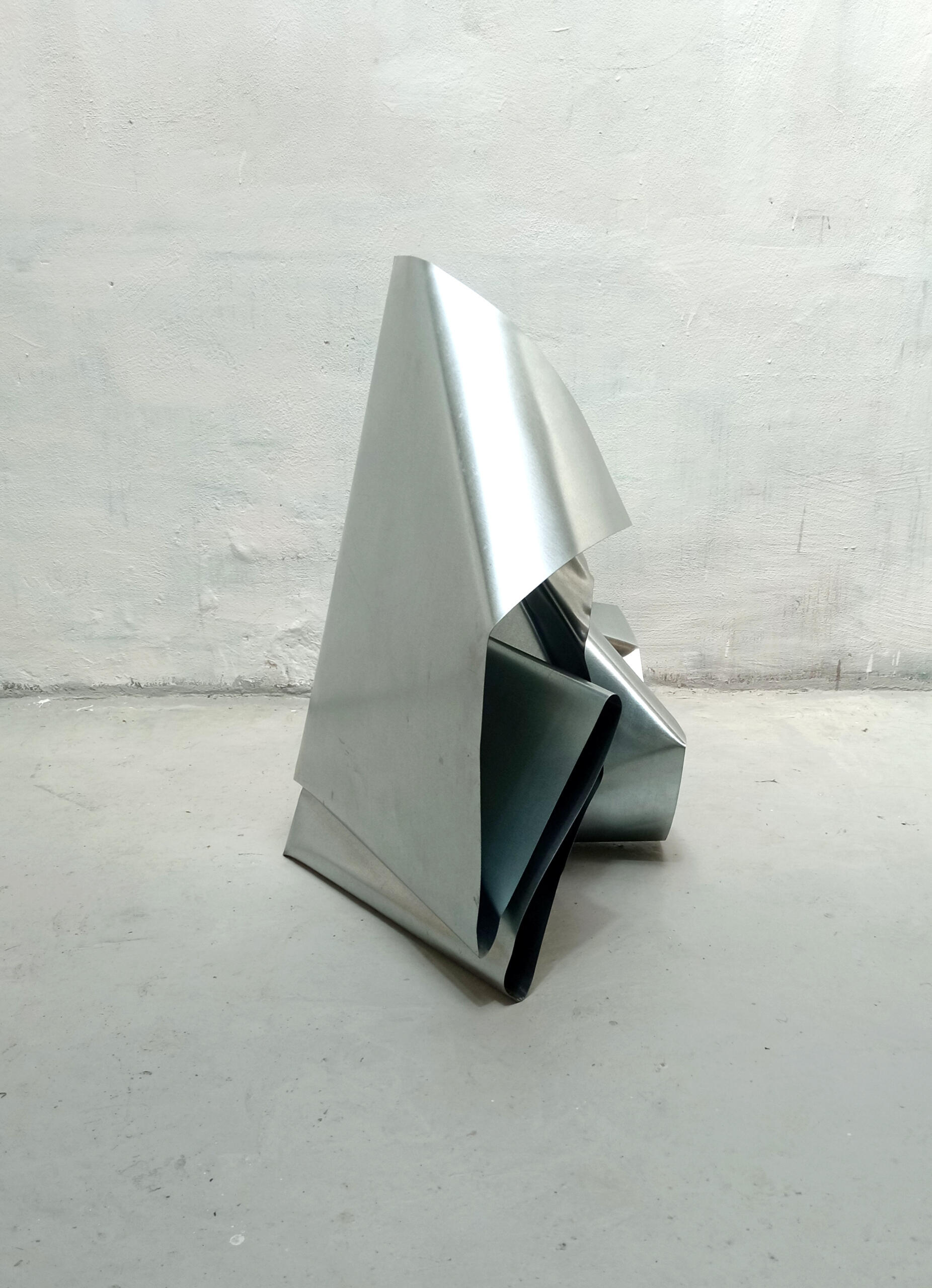 "Iron 3" bent iron 95x90x60cm 2024